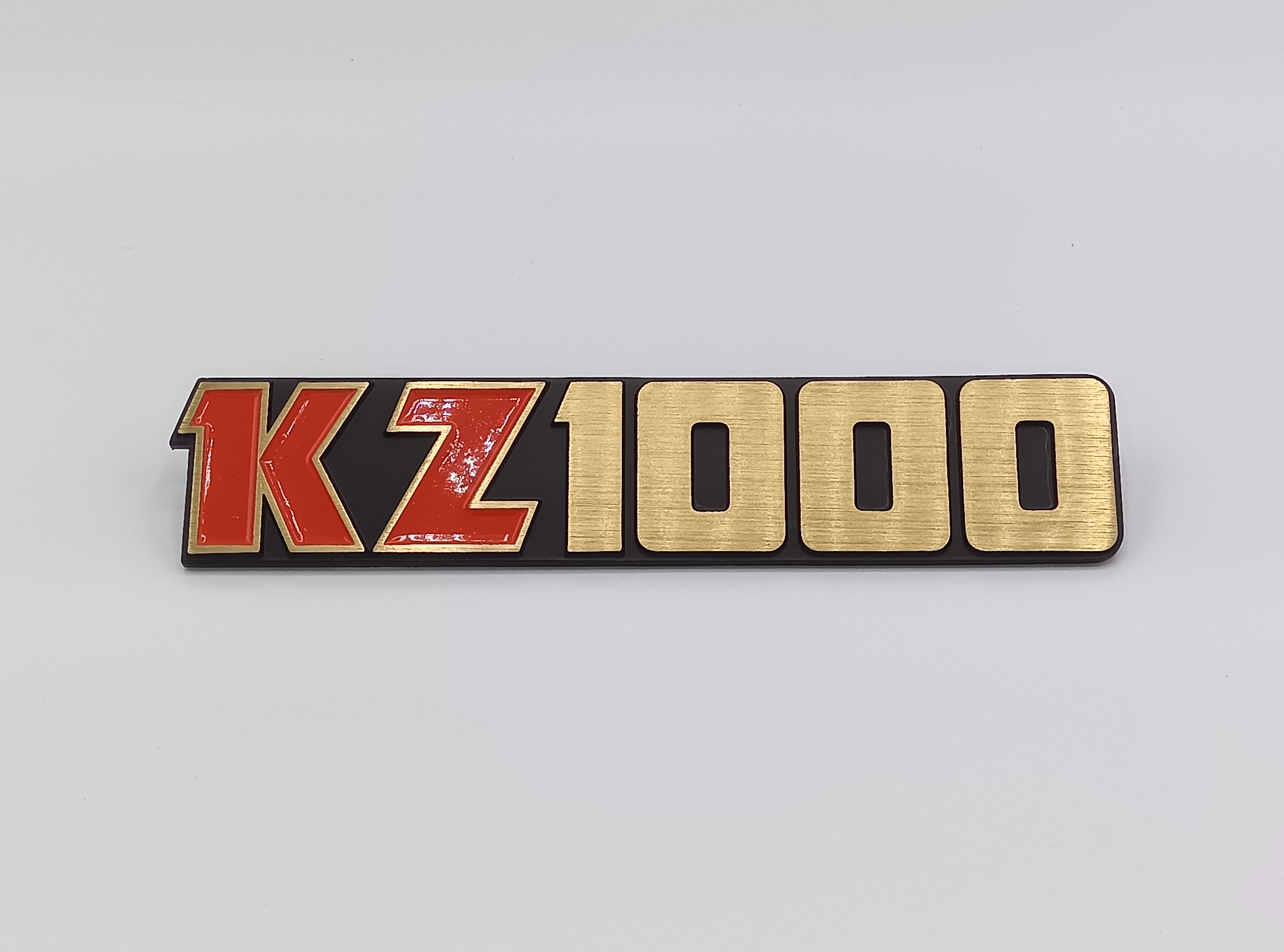 1983年 KZ1000 SIDE COVER EMBLEM "KZ1000"